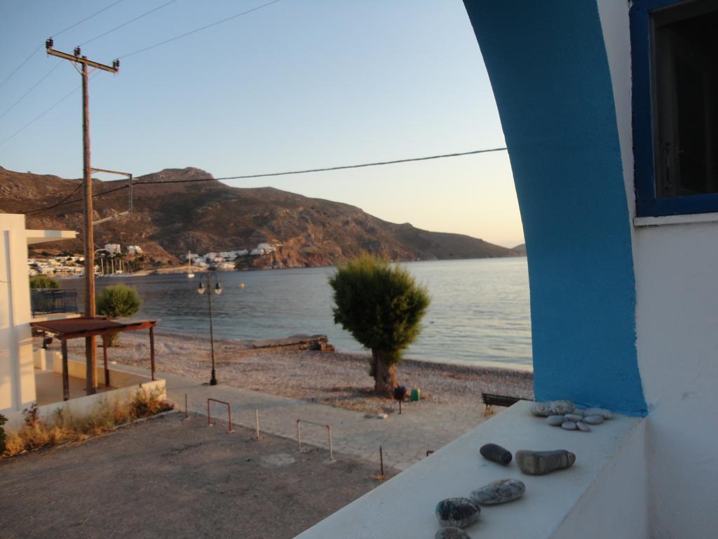Pavlos Rooms Livadia  Exterior foto