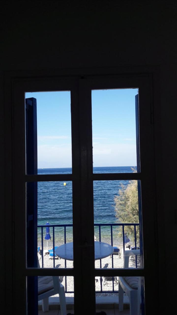 Pavlos Rooms Livadia  Exterior foto