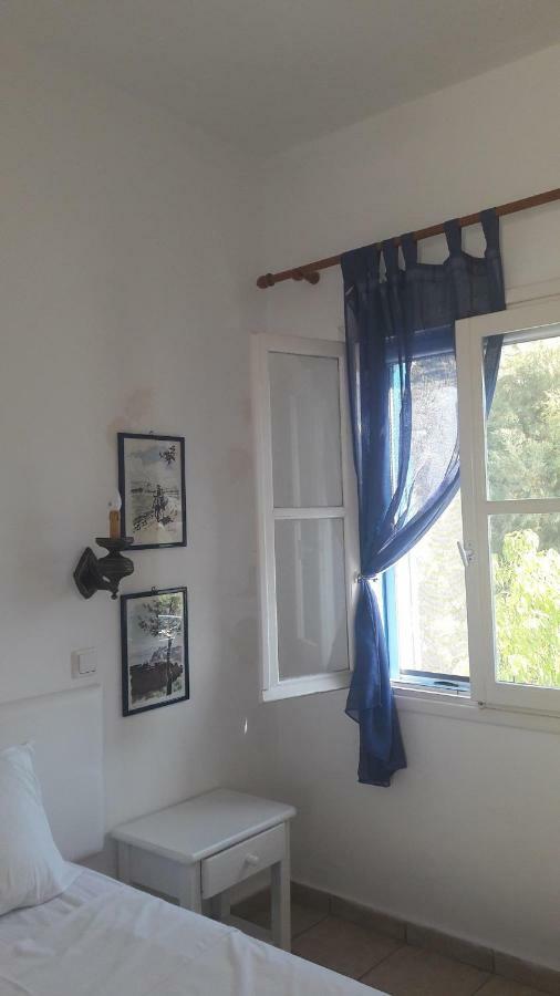 Pavlos Rooms Livadia  Exterior foto